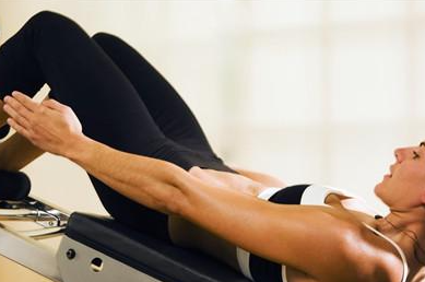 仰卧起坐错误是不能瘦肚子的,你做对了吗? 仰卧起坐错误是不能瘦肚子的,你做对了吗?