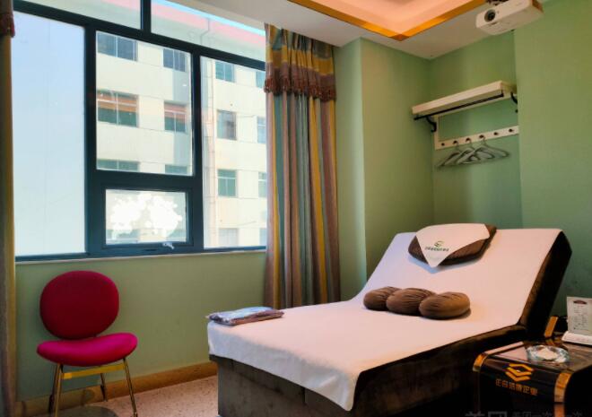 延安洗浴会所_延安会所_珍草堂·影院式足道